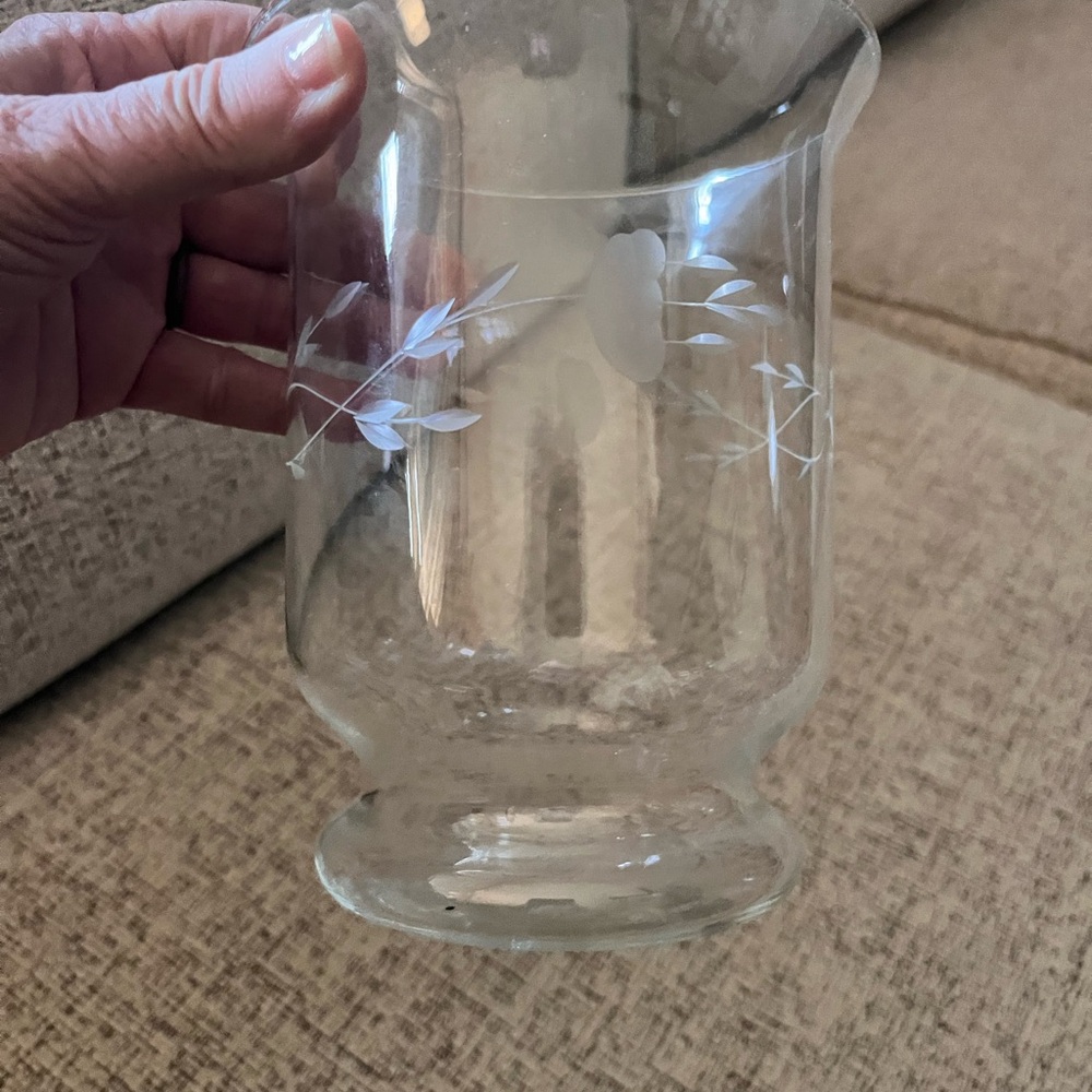 Princess house Elegant Clear Glass Vase with Floral Design